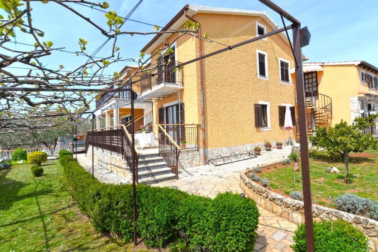Apartment 1021 Fažana Exteriör bild